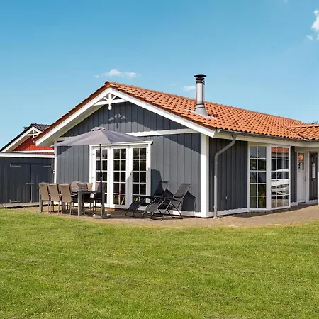 Holiday home Awesome In With Swimming Pool